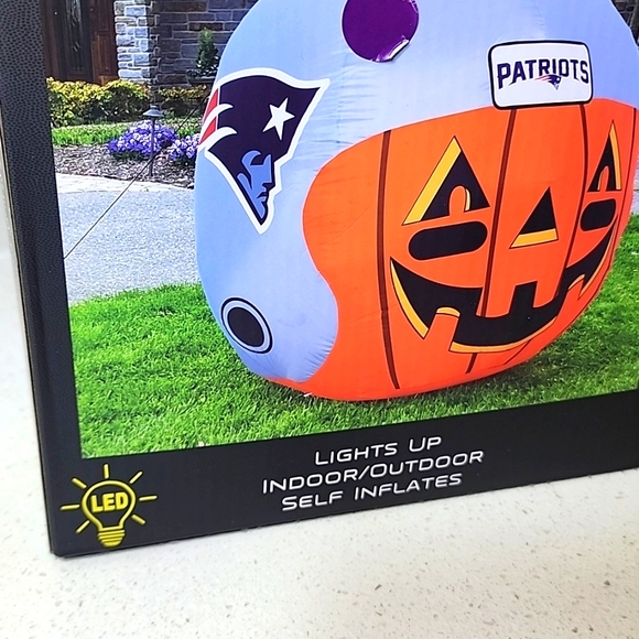 NFL Patriots Inflatable Jack O Helmet.New in Box. Lights up.Self inflates - Picture 3 of 7